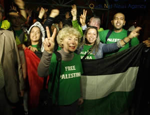 Olivia Zemor, EuroPalestine president, leader of the its delegation to the Gaza Strip (Qudsnet website. December 28, 2012)