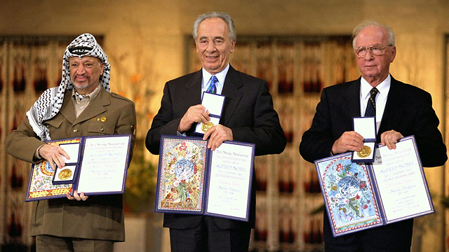 Arafat, Peres, and Rabin. The Oslo accords brought a wave of terrorist attacks, instead of peace (Photo: Getty Images)