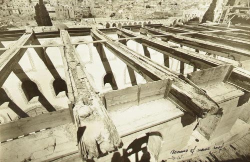 After collapse of the roof of Al Aqsa, only the rafters remained. Analyses of the beams showed they were cedar and cypress wood; carbon dating showed some dated back more than 2,000 years, suggesting they had been used in earlier structures.6 In the top picture the Porat Yosef Yeshiva with its white dome can be seen on the right. It was destroyed by the Jordanians in 1948.(Israel Antiquities Authority Archives) - See more at: http://jcpa.org/secrets-under-the-al-aqsa-mosque-a-photographic-essay/#sthash.oYjIEMjs.dpuf