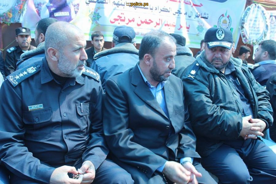 Senior Hamas police officials in the Gaza Strip, headed by Police Commissioner Taysir al-Batsh (right), making a condolence call (Gaza Police website, April 8, 2018)