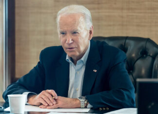 White House: Biden’s threat to Netanyahu over Iran strike proof of fitness U.S. President Joe Biden speaks on the phone with Egyptian President Abdel Fattah el-Sisi in the Treaty Room of the White House, on Feb. 29, 2024. Credit: Cameron Smith/White House.